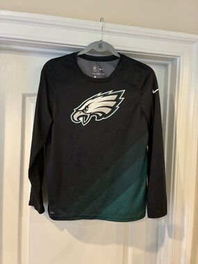 Nike Men’s Black & Midnight Green Philadelphia Eagles Long Sleeve Shirt